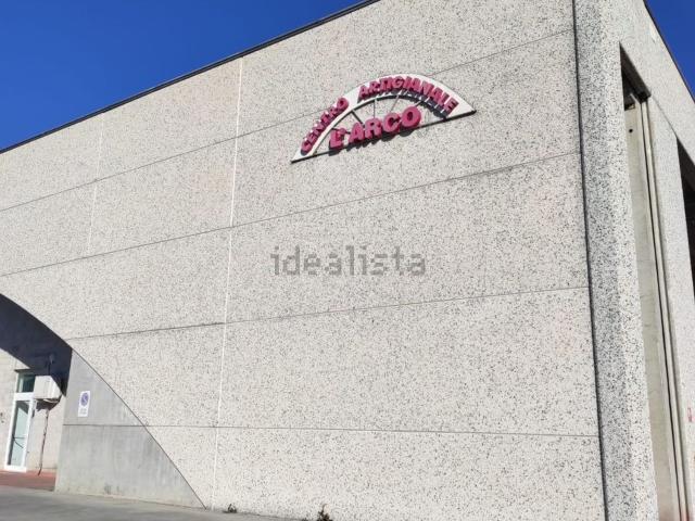 Locale in affitto di 100 m² in Via Maira, 15