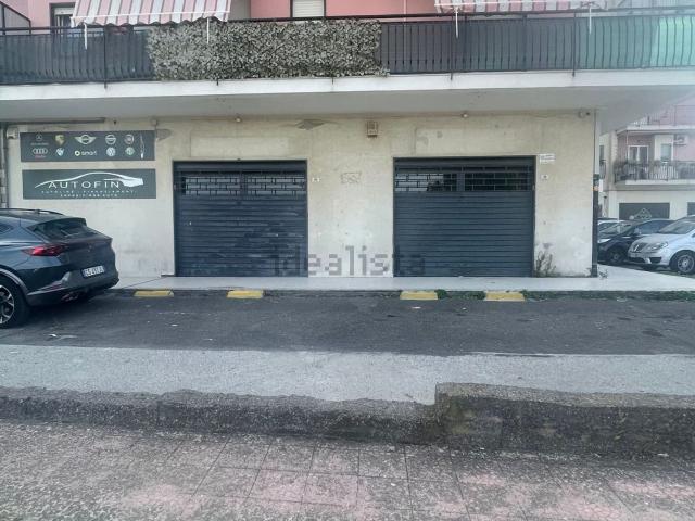 Locale in affitto di 100 m² in Via Martiri della Resistenza