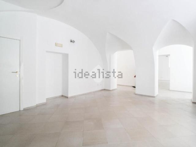 Locale in affitto di 100 m² in Via Mura, 2
