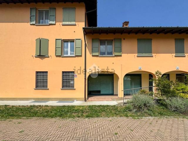 Locale in affitto di 100 m² in Via San Martino, 24
