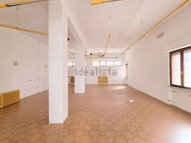 Locale in affitto di 100 m² in Via Spalato, 88