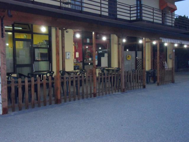 Locale in affitto di 100 m² in Via Statale
