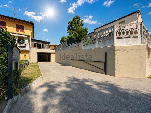 Locale in affitto di 100 m² in Via P. Gobetti, 6