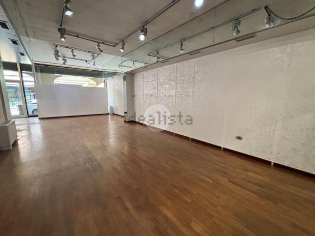 Locale in affitto di 100 m² in Via Roma, 83