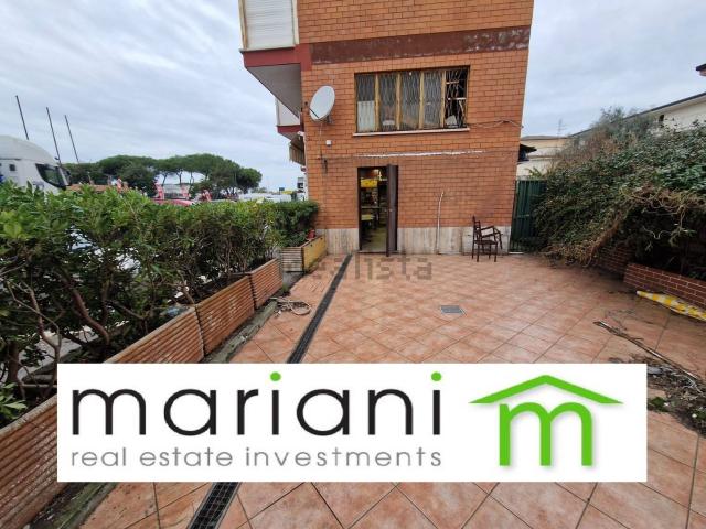 Locale in affitto di 100 m² in Via Ranuccio Bianchi Bandinelli