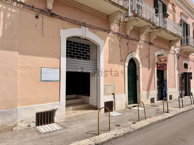Locale in affitto di 100 m² in Via T. Stigliani, 64