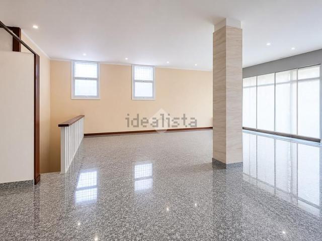Locale in affitto di 100 m² in Via Unione, 98