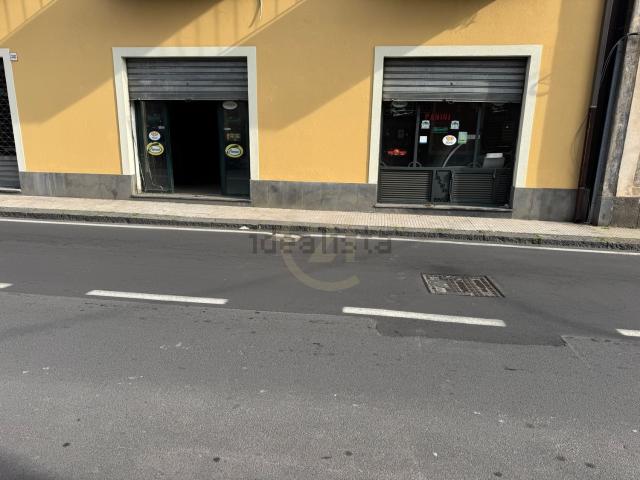 Locale in affitto di 100 m² in Via Vittorio Emanuele, 243