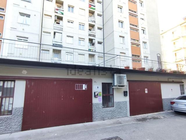 Locale in affitto di 100 m² in Vicolo dalla Piccola, 12