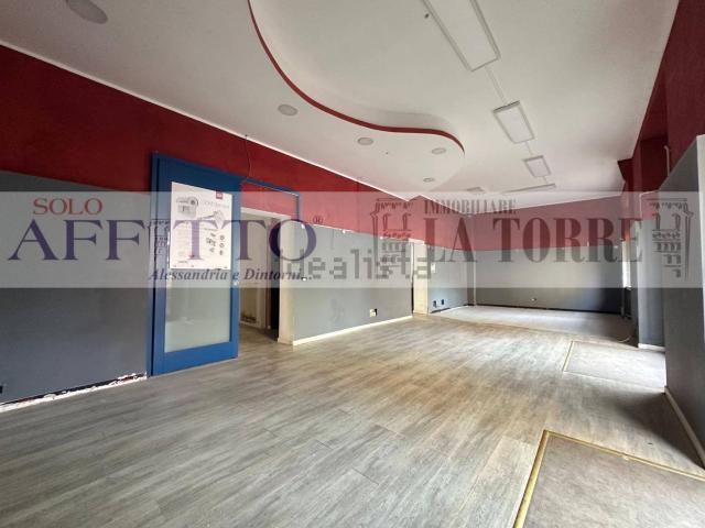Locale in affitto di 100 m² in Corso Acqui
