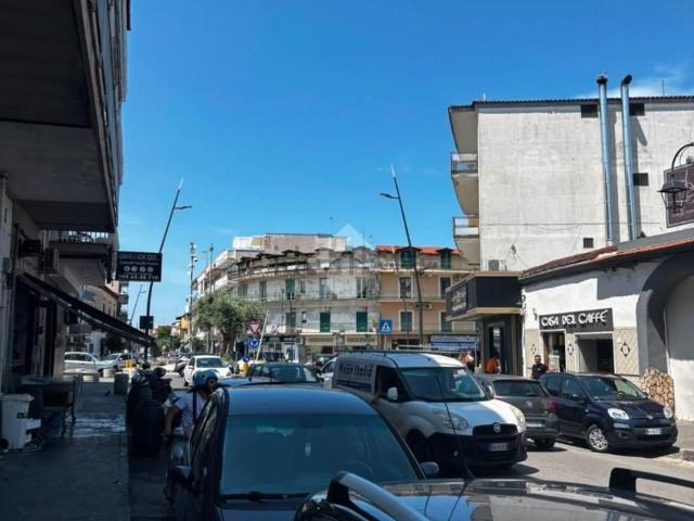 Locale in affitto di 100 m² in Corso Campano, 77