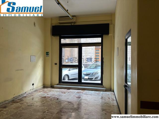 Locale in affitto di 100 m² in Corso Italia