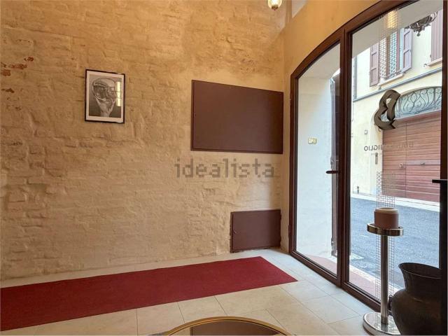 Locale in affitto di 100 m² in Piazza Garibaldi