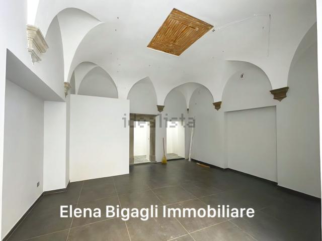 Locale in affitto di 100 m² in Piazza del Duomo