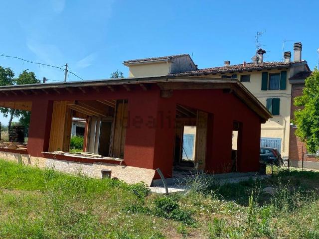 Locale in affitto di 100 m² in Via Emilia Ponente