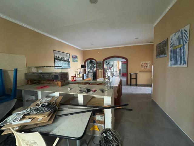 Locale in affitto di 101 m² in Via Copparo, 426