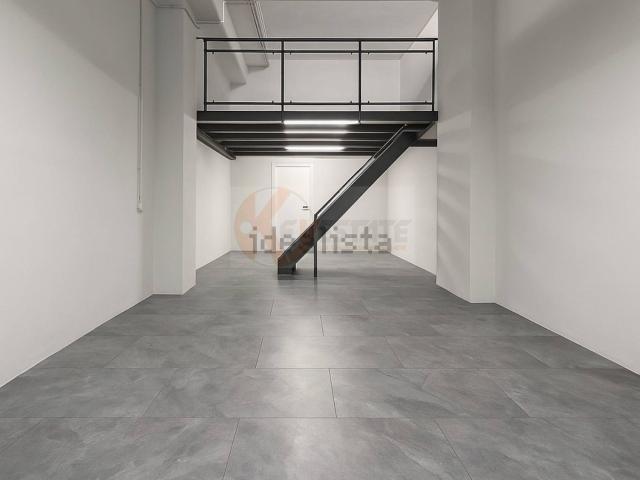 Locale in affitto di 101 m² in Via Gioacchino Rossini, 59