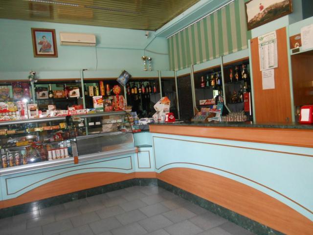 Locale in affitto di 101 m² in Strada principale, 69