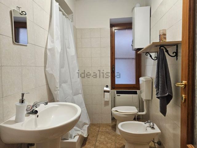 Locale in affitto di 103 m² in Via Claudio Chiesa, 1