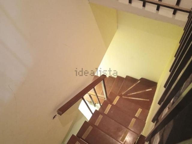 Locale in affitto di 105 m² in Via Ducezio, 13