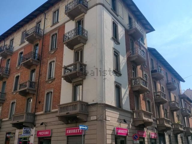 Locale in affitto di 105 m² in Via Fréjus, 49