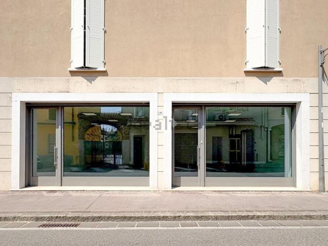 Locale in affitto di 105 m² in Via Nazario Sauro, 20