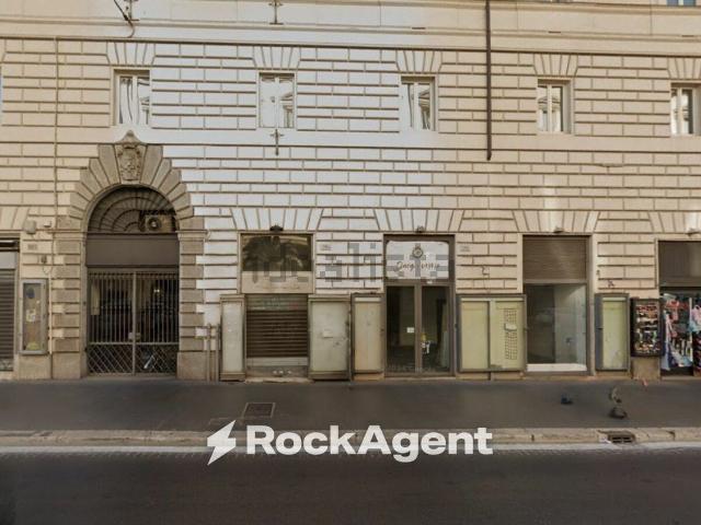 Locale in affitto di 105 m² in Via Nazionale, 182