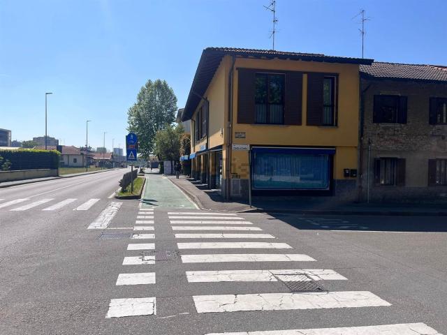 Locale in affitto di 106 m² in Via Bovisasca, 32