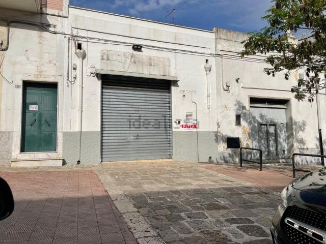 Locale in affitto di 108 m² in Via G. Matteotti, 60