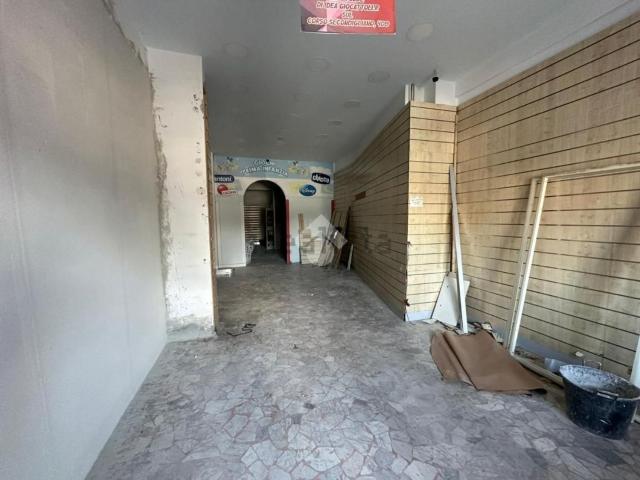 Locale in affitto di 109 m² in Via Salvatore Gambardella, 178