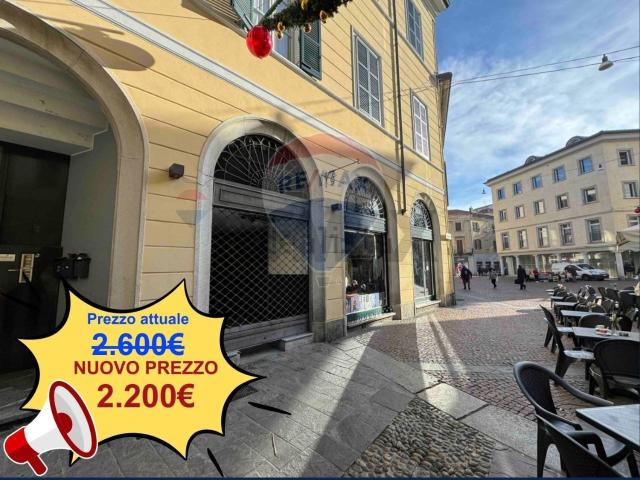 Locale in affitto di 110 m² in Via Carlo Cattaneo, 2