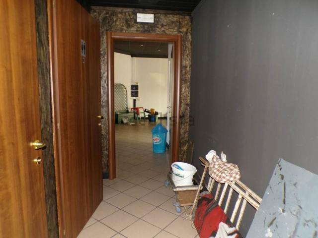 Locale in affitto di 110 m² in Via Augusto Forti, 29