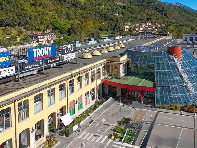 Locale in affitto di 110 m² in Via G. Zanardelli, 79