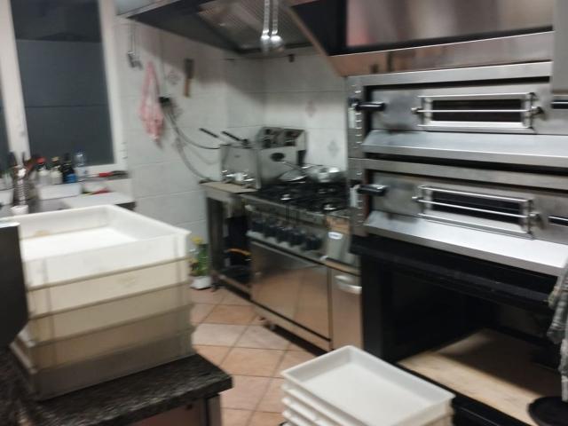 Locale in affitto di 110 m² in Via Don Boschetti, 13
