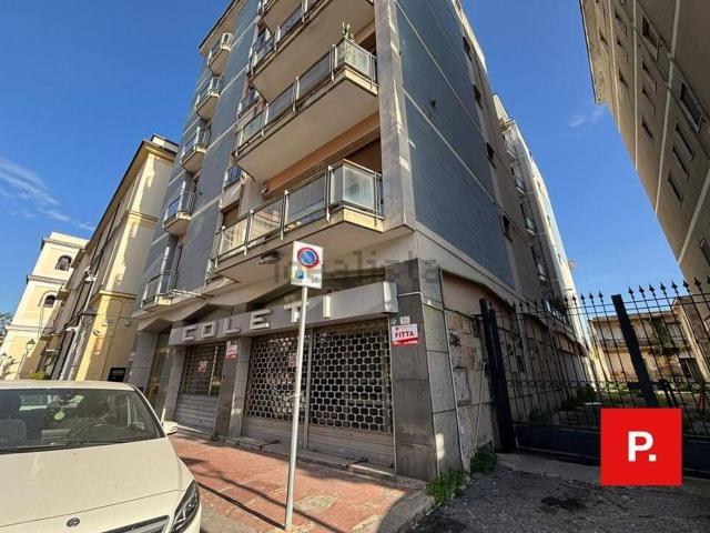 Locale in affitto di 110 m² in Via del Redentore