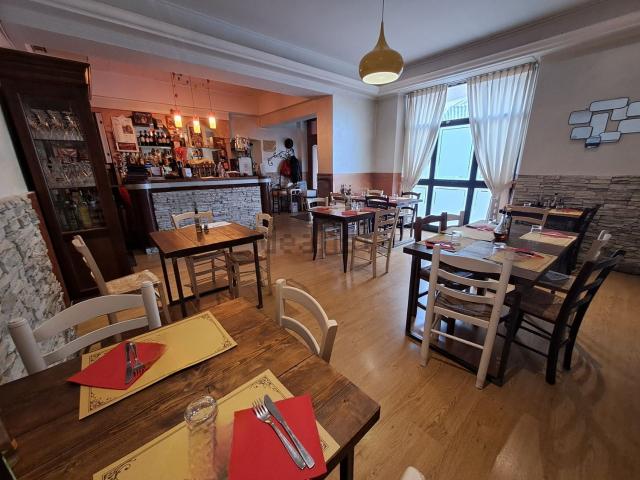 Locale in affitto di 110 m² in Via della Ferrovia