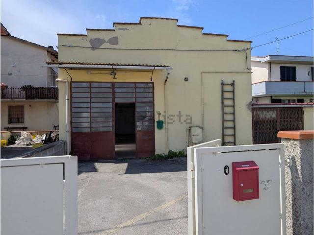 Locale in affitto di 110 m² in Via Piave, 105