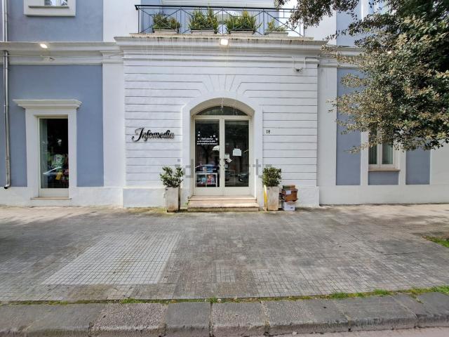 Locale in affitto di 110 m² in Via XXV Luglio, 18