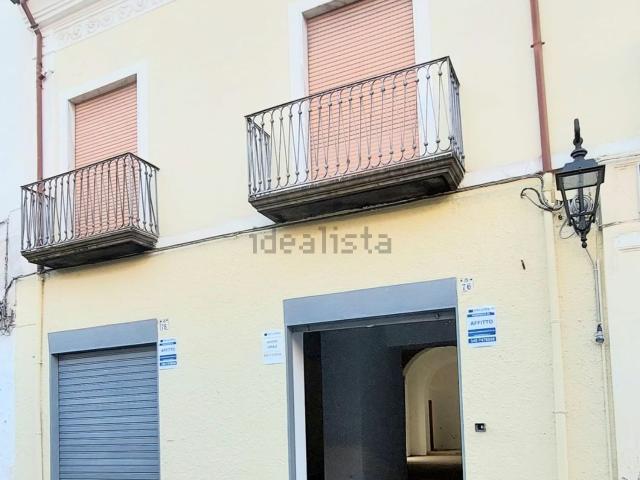 Locale in affitto di 110 m² in Corso Armando Diaz