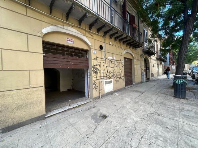 Locale in affitto di 110 m² in Corso Calatafimi