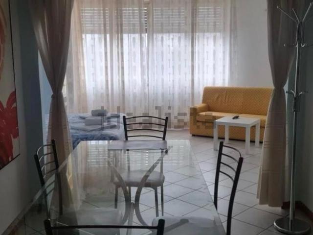 Locale in affitto di 110 m² in Corso Milano