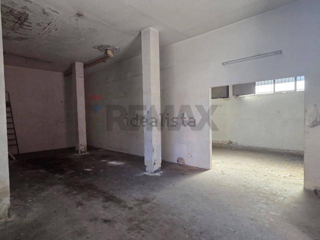 Locale in affitto di 110 m² in Corso San Vito, 188
