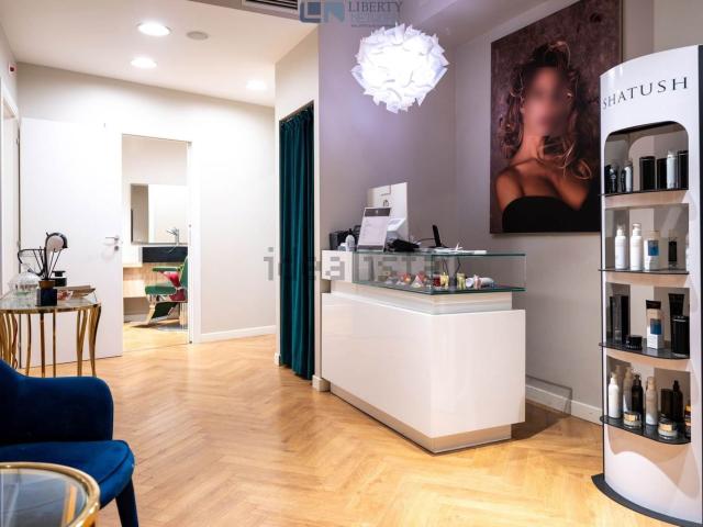 Locale in affitto di 113 m² in Via Cuneo, 3