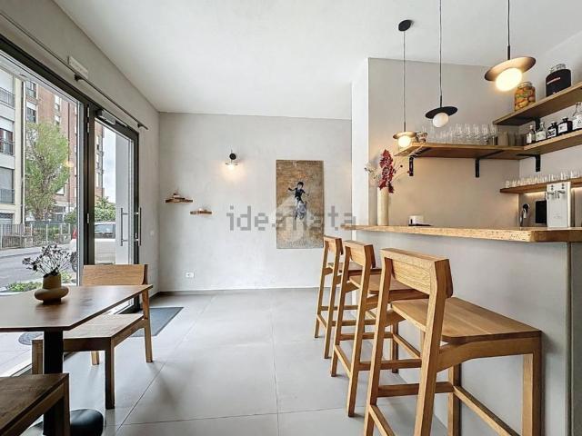 Locale in affitto di 115 m² in Via Armando Diaz