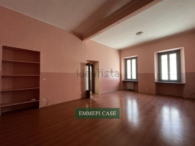Locale in affitto di 115 m² in Via Oderda
