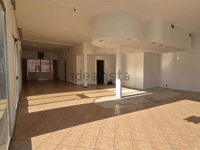 Locale in affitto di 115 m²