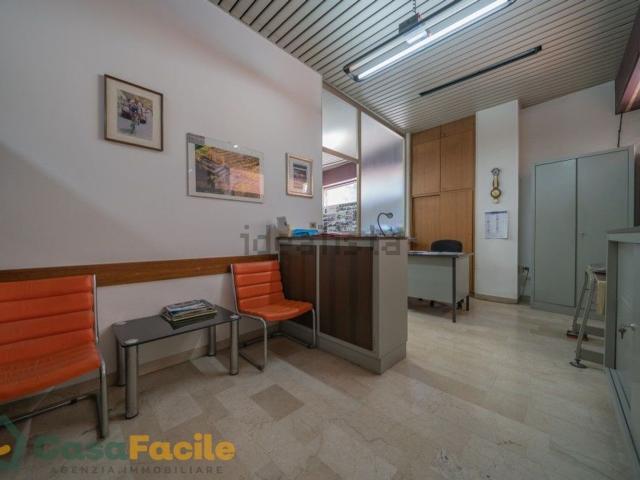 Locale in affitto di 117 m²