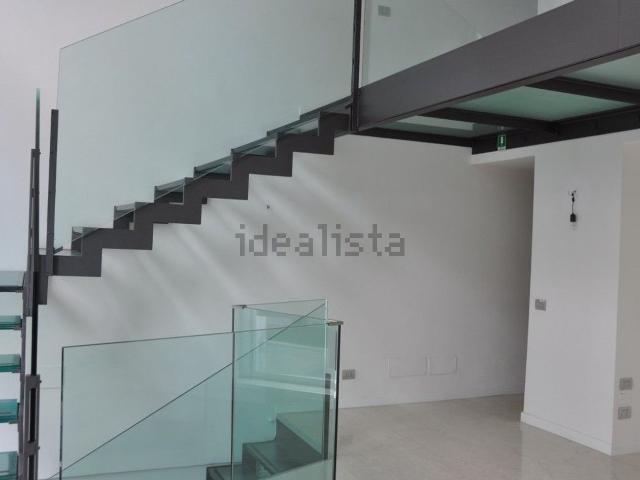 Locale in affitto di 118 m² in Via Alberico Albricci
