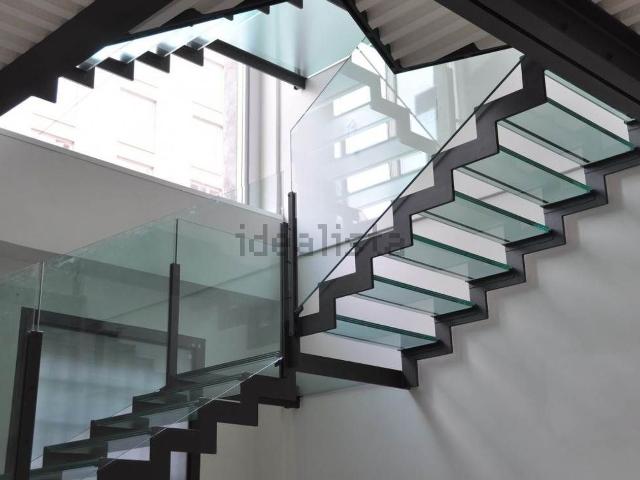 Locale in affitto di 118 m² in Via Alberico Albricci, 9
