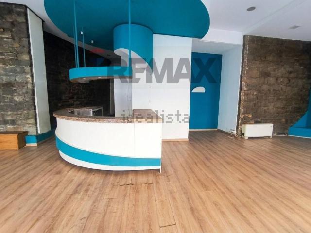 Locale in affitto di 118 m² in Via Domenico Rossetti, 4